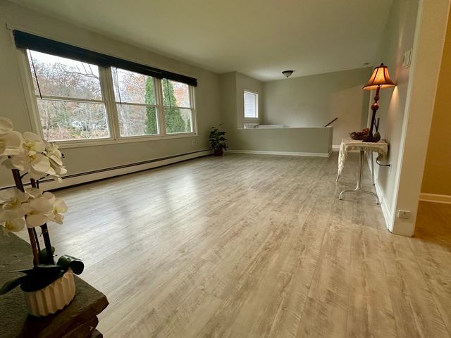 50 North Glenwoods Road, Ledyard, CT 06335