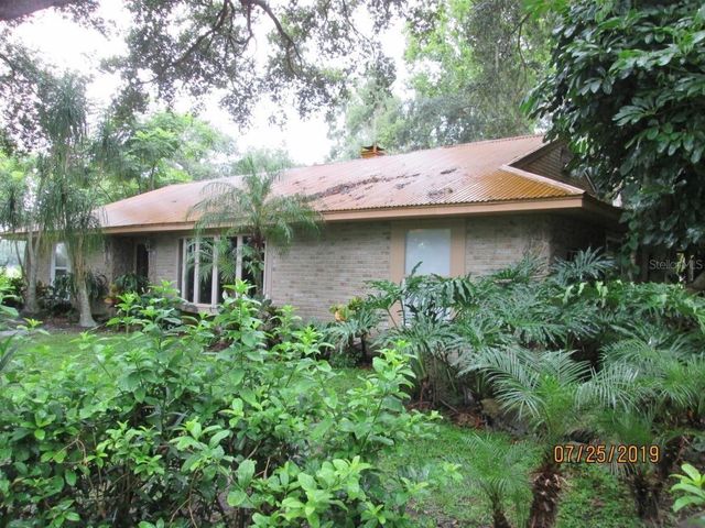 2690 E LAKE ROAD, Kissimmee, FL 34744