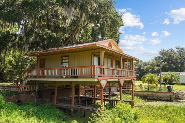 2690 E LAKE ROAD, Kissimmee, FL 34744
