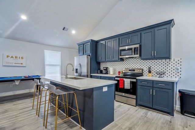 2518 Cleburne Street, Houston, TX 77004