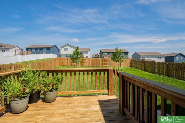 10914 Baker Street, Omaha, NE 68142