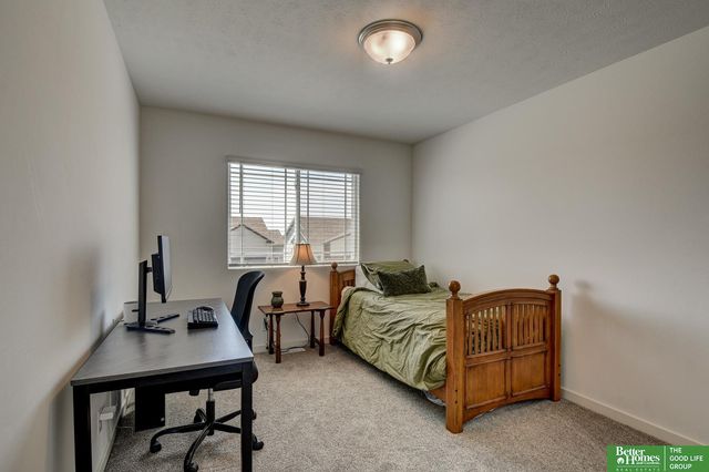 10914 Baker Street, Omaha, NE 68142