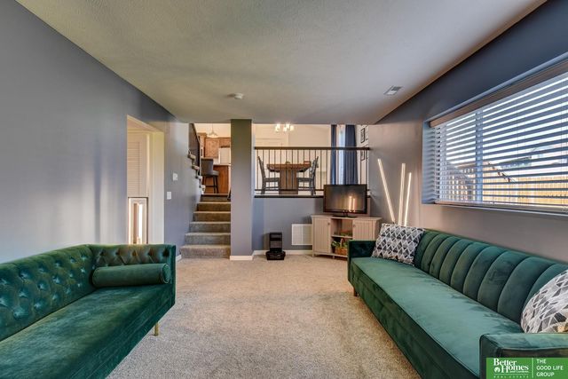 10914 Baker Street, Omaha, NE 68142