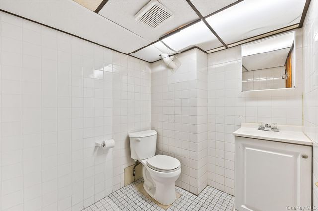 8343 261st Street, Floral Park, NY 11004