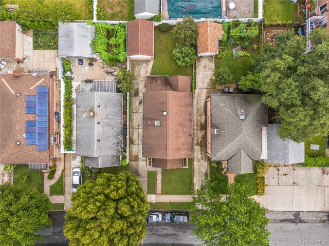 8343 261st Street, Floral Park, NY 11004