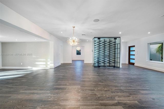 10618 NE 11th ct, Miami Shores, FL 33138