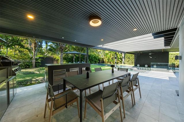 10618 NE 11th ct, Miami Shores, FL 33138