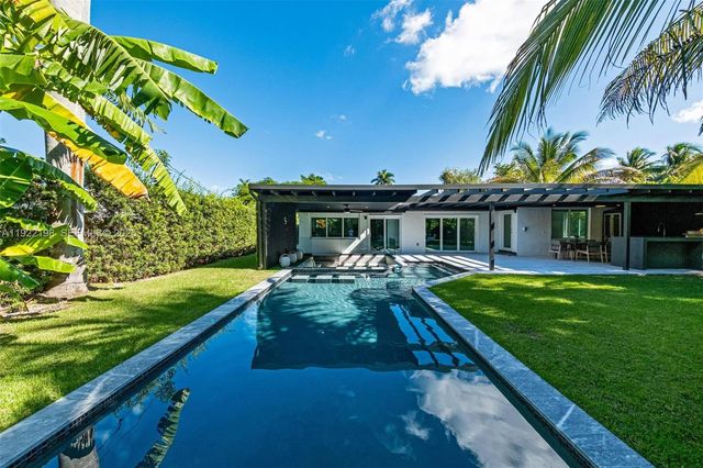 10618 NE 11th ct, Miami Shores, FL 33138