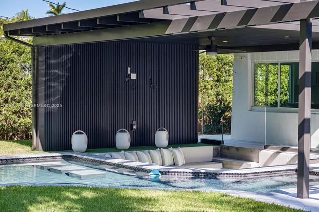 10618 NE 11th ct, Miami Shores, FL 33138