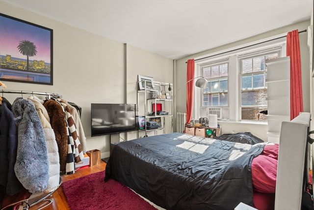 90 Bynner St 4, Boston, MA 02130