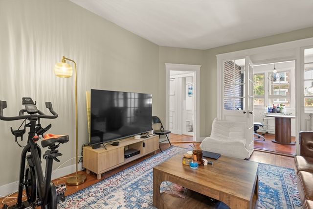 90 Bynner St 4, Boston, MA 02130