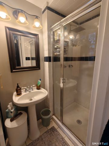 70 Strawberry Hill Avenue 5-2A, Stamford, CT 06902