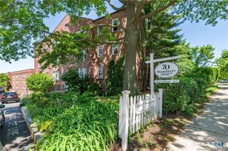 70 Strawberry Hill Avenue 5-2A, Stamford, CT 06902