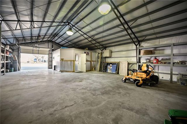 19401 E 217th Street, Harrisonville, MO 64701