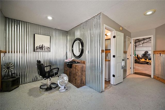 19401 E 217th Street, Harrisonville, MO 64701