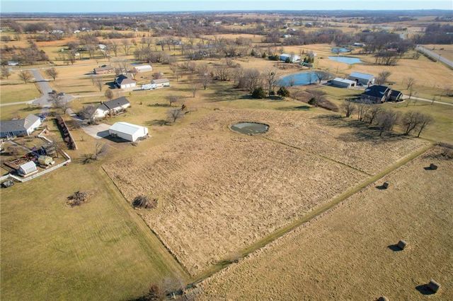 19401 E 217th Street, Harrisonville, MO 64701