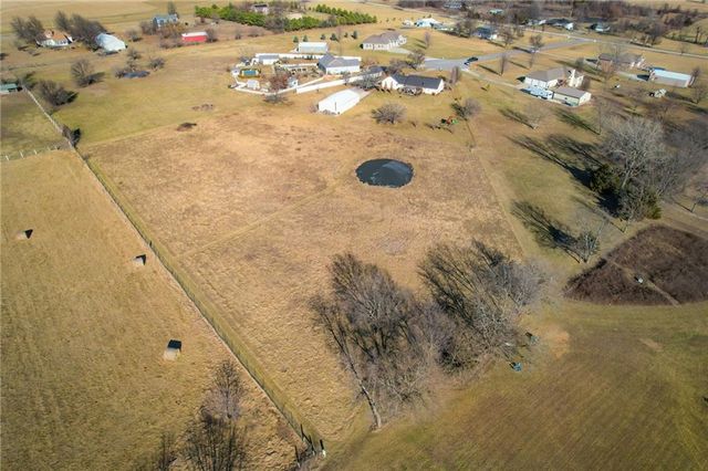 19401 E 217th Street, Harrisonville, MO 64701