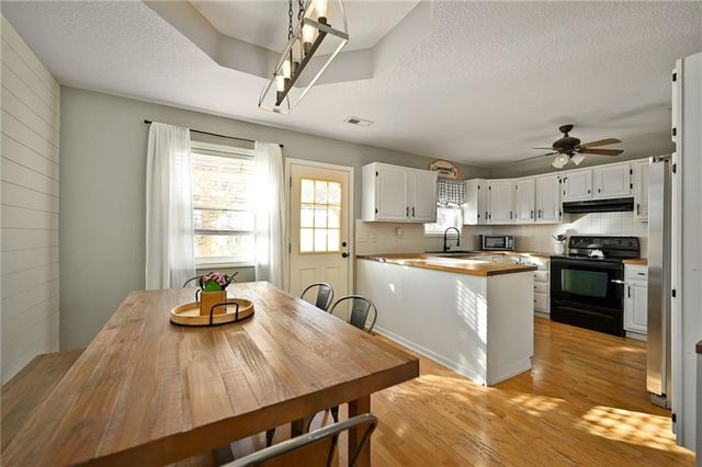 19401 E 217th Street, Harrisonville, MO 64701