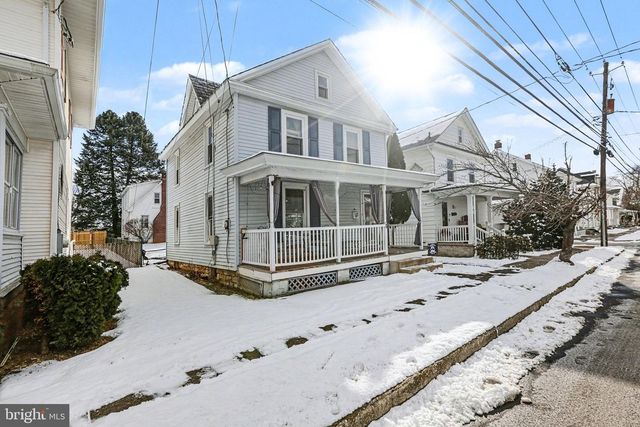 348 E DERRY RD, Hershey, PA 17033