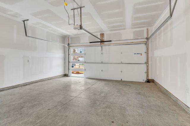 945 Brooklyn Crossing Rd, Gallatin, TN 37066