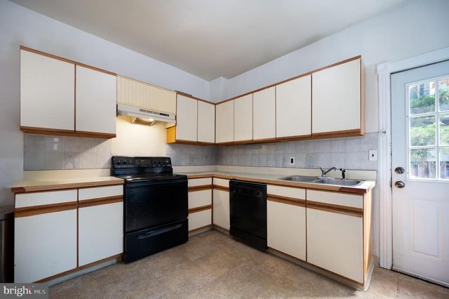 1805 DELAWARE AVE, Wilmington, DE 19806
