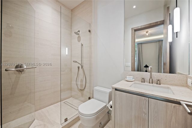 5831 Alton Rd, Miami Beach, FL 33140