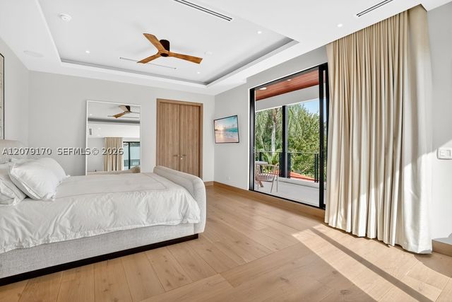 5831 Alton Rd, Miami Beach, FL 33140