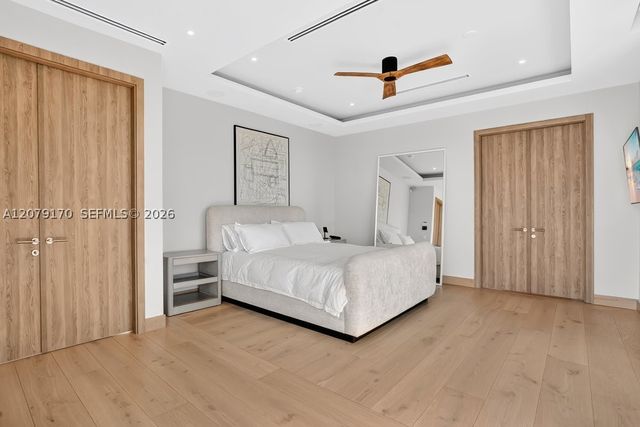 5831 Alton Rd, Miami Beach, FL 33140