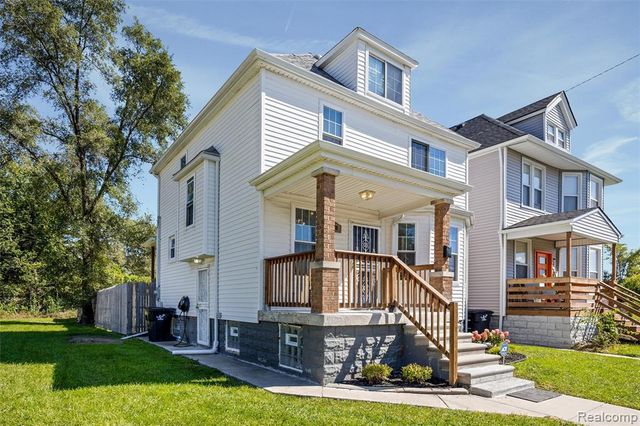 4868 Parker St Street, Detroit, MI 48214