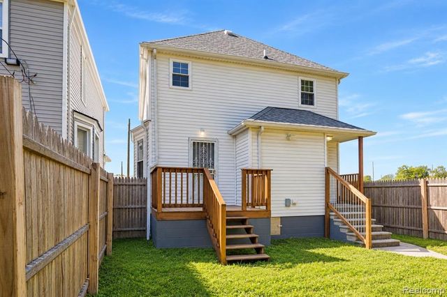 4868 Parker St Street, Detroit, MI 48214