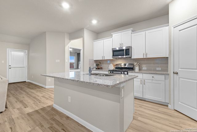 31654 Far Away, Bulverde, TX 78163