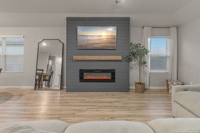 31654 Far Away, Bulverde, TX 78163