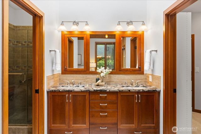 11130 S Deer Drive, Woodway, WA 98020