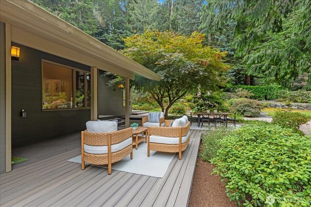 11130 S Deer Drive, Woodway, WA 98020