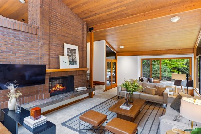 11130 S Deer Drive, Woodway, WA 98020