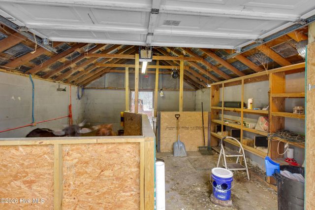 614 W Thurman Road, New Bern, NC 28562