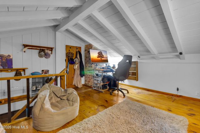 614 W Thurman Road, New Bern, NC 28562