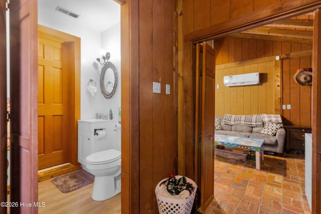 614 W Thurman Road, New Bern, NC 28562