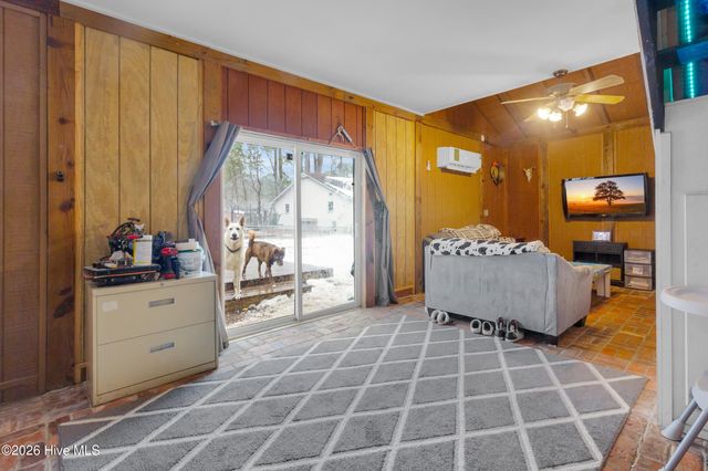 614 W Thurman Road, New Bern, NC 28562