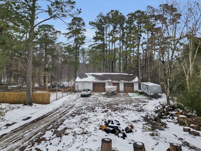 614 W Thurman Road, New Bern, NC 28562