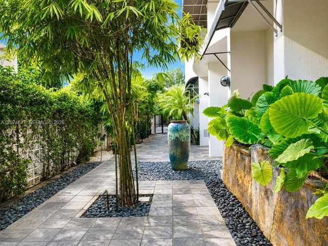 234 NE 3rd Street 206, Miami, FL 33132