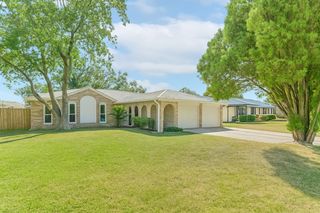 12219 South Drive, Houston, TX 77099