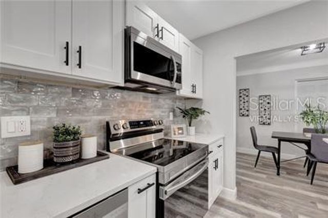 6660 17TH LANE N, St Petersburg, FL 33702