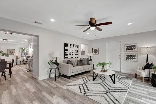 6660 17TH LANE N, St Petersburg, FL 33702