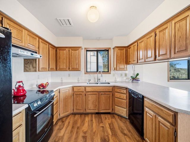 15005 W Silver Lake Rd, Medical Lake, WA 99022