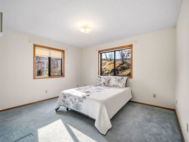 15005 W Silver Lake Rd, Medical Lake, WA 99022