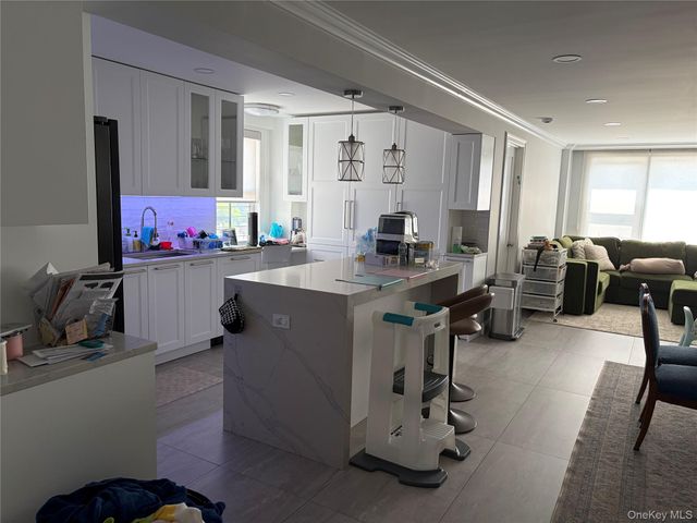 3755 Henry Hudson Parkway 14A, Bronx, NY 10463