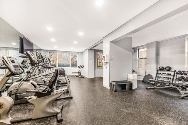 3755 Henry Hudson Parkway 14A, Bronx, NY 10463