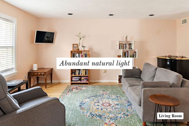 580 Bennington St 580, Boston, MA 02128