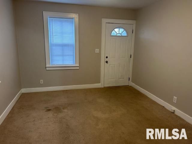 528 ROSEHILL Avenue, Springfield, IL 62704